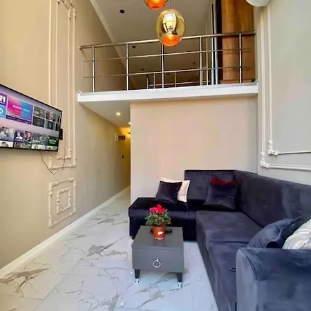 Sisli Dublex Flat Near Taksim, Osmanbey, Besiktas Apartamento Estambul